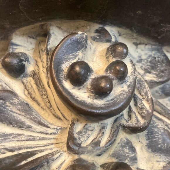 Pair Acanthus Leaf Ornate Wall Shelves Distressed Gold Brown Tan Tones Regency - Picture 5 of 12